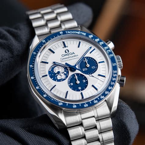 silver snoopy omega speedmaster|omega Snoopy 50th anniversary price.